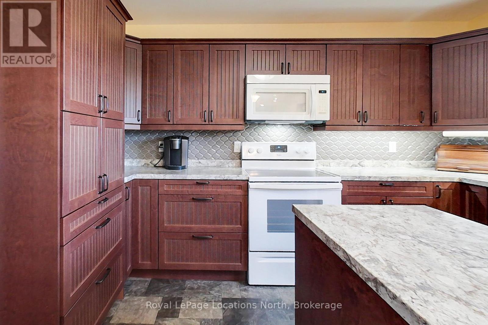 595 RIDGE ROAD - 16
