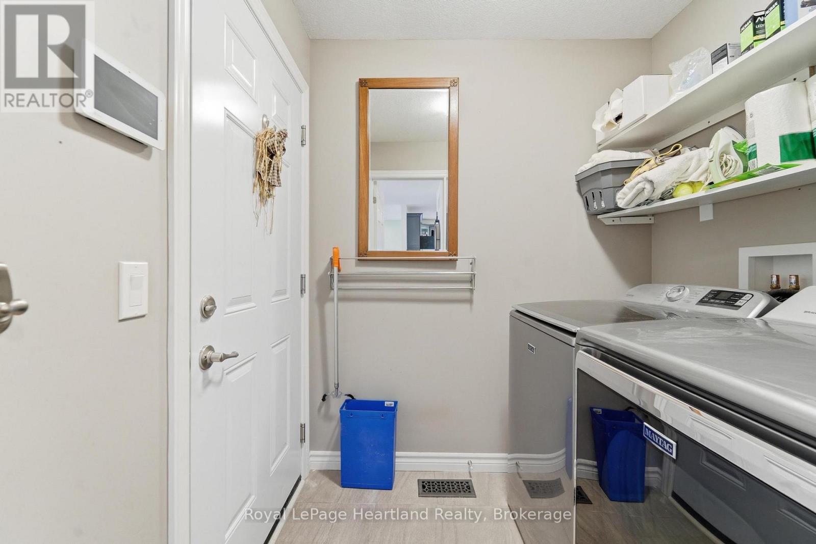37 LAKE BREEZE DRIVE - Image 18