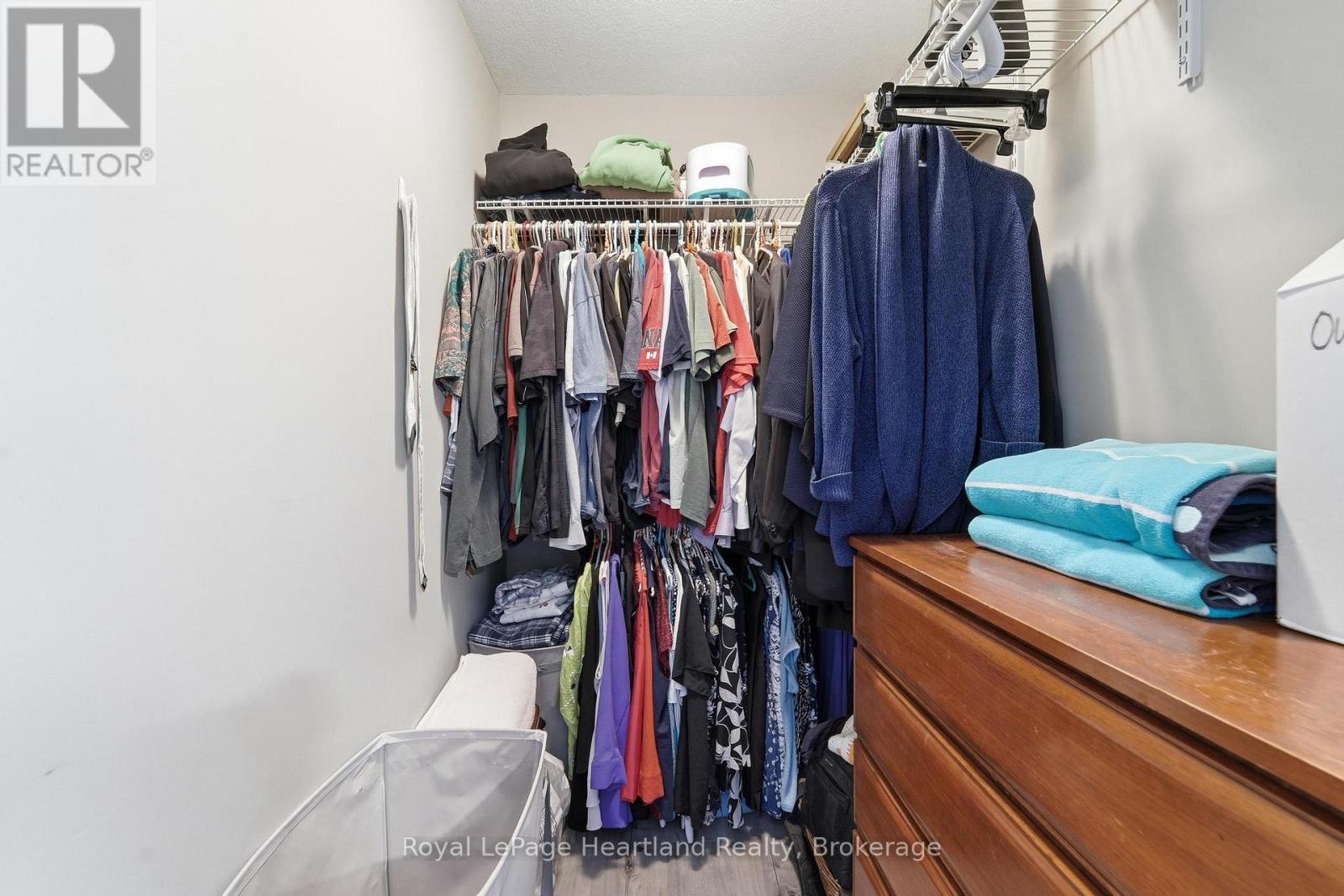 37 LAKE BREEZE DRIVE - Image 27