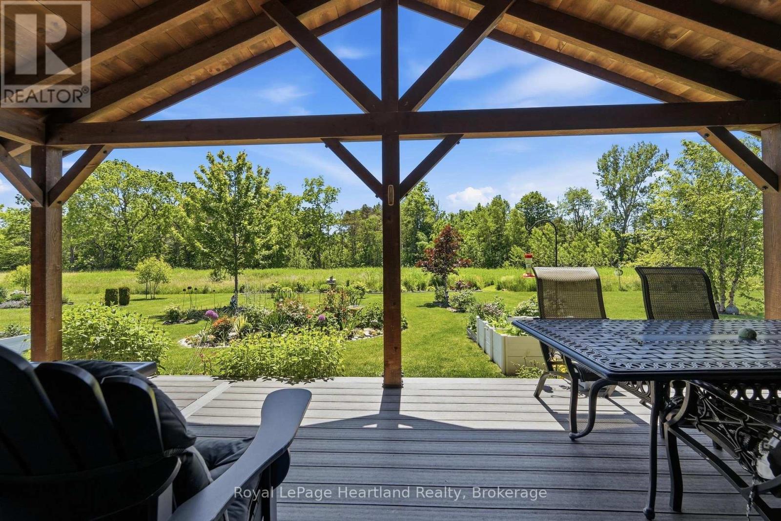 37 LAKE BREEZE DRIVE - Image 32
