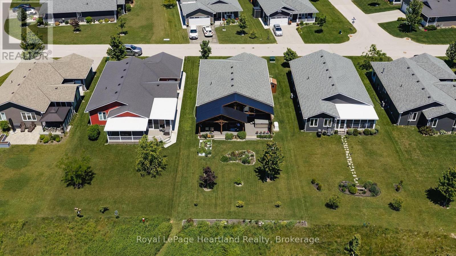37 LAKE BREEZE DRIVE - Image 36