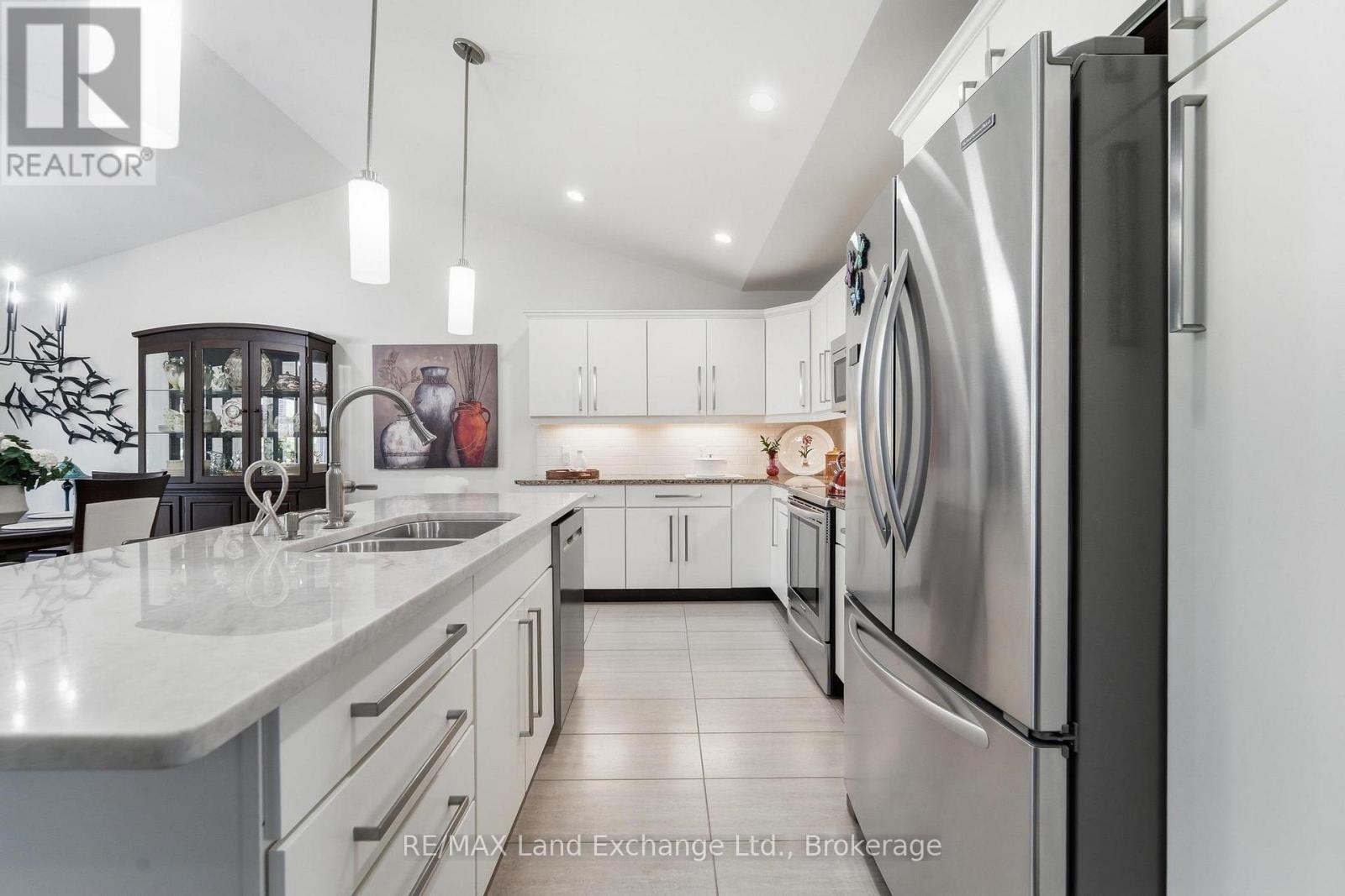 603 TROON COURT - 16
