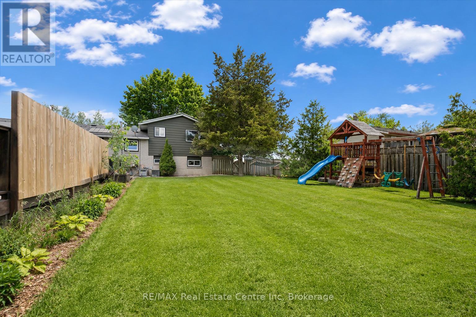 152 WELLINGTON ROAD 7 - 27