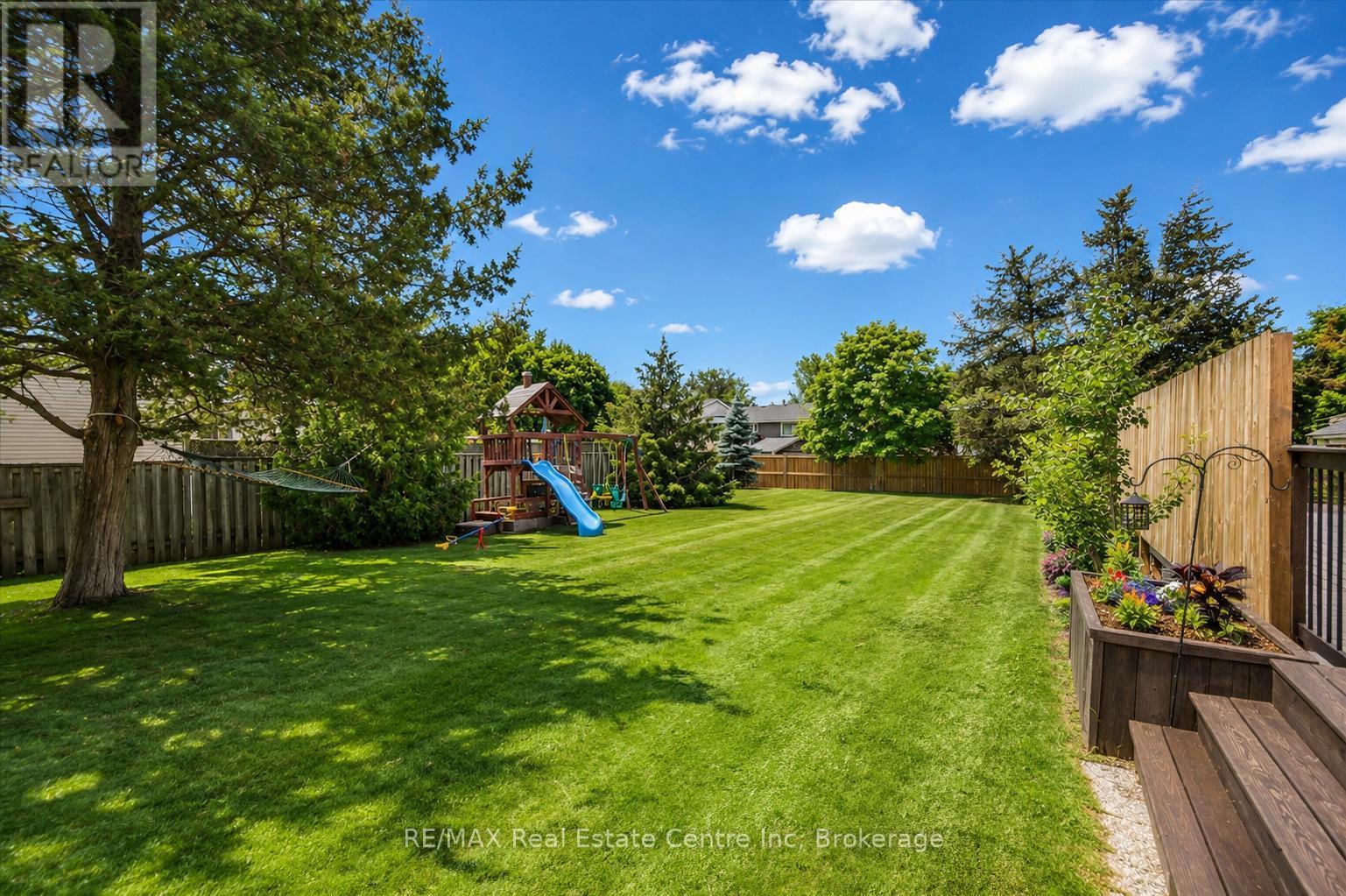 152 WELLINGTON ROAD 7 - 28