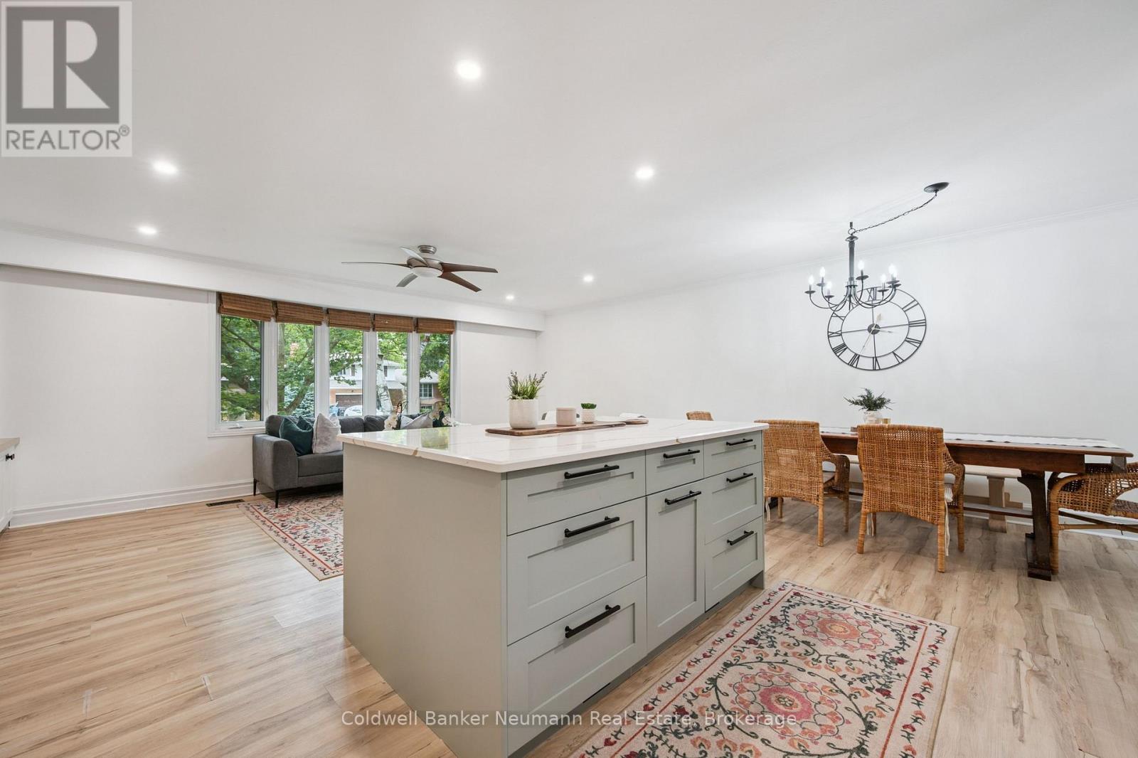 62 GLENBURNIE DRIVE - 14