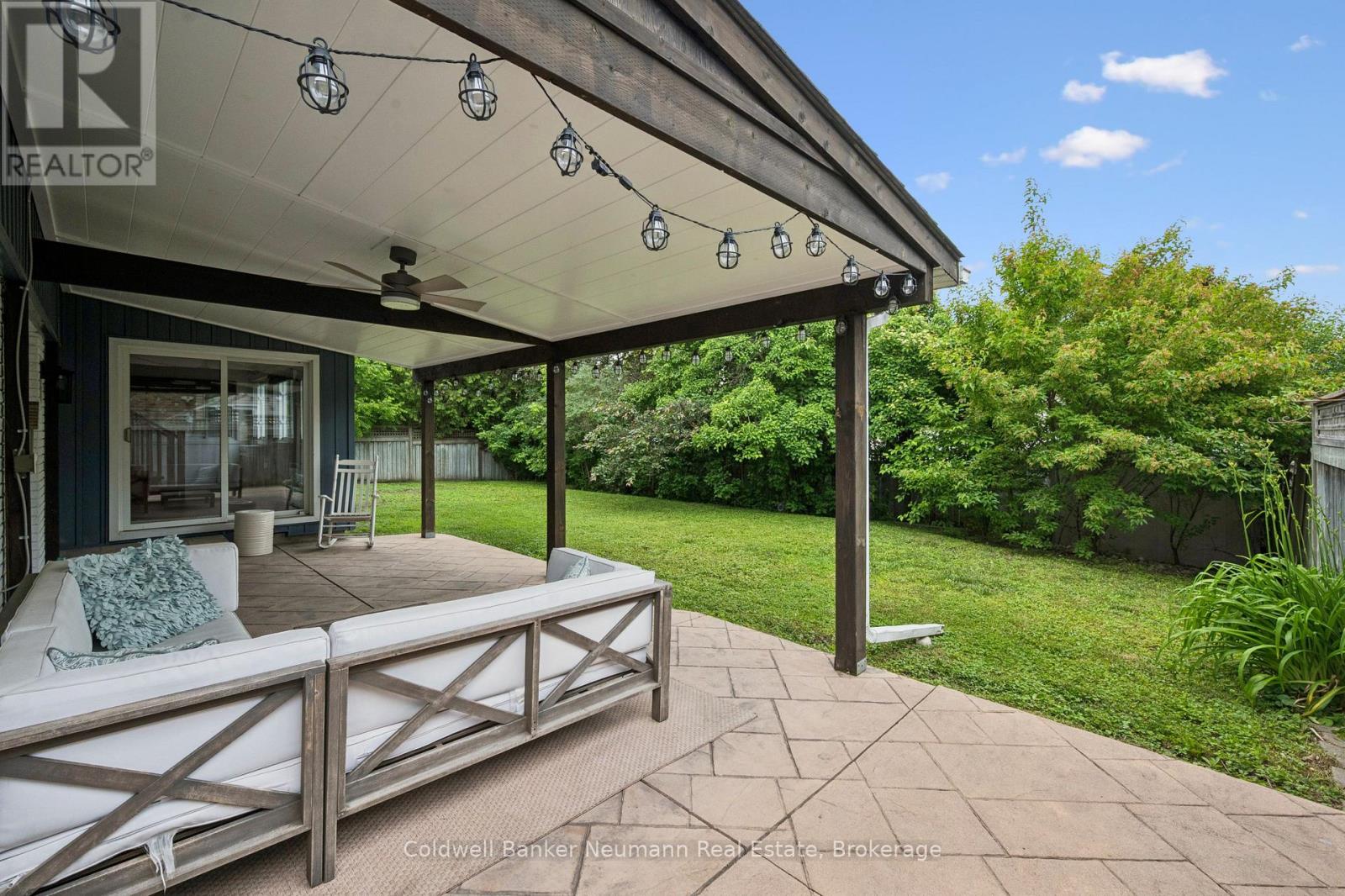 62 GLENBURNIE DRIVE - 31