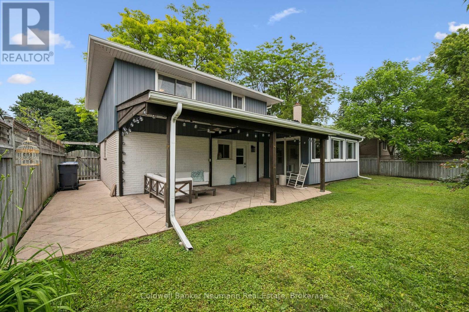 62 GLENBURNIE DRIVE - 32