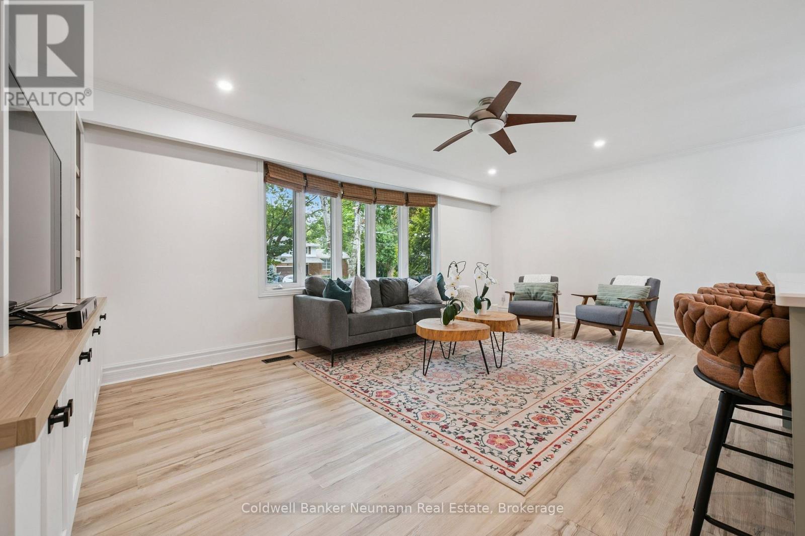 62 GLENBURNIE DRIVE - 5