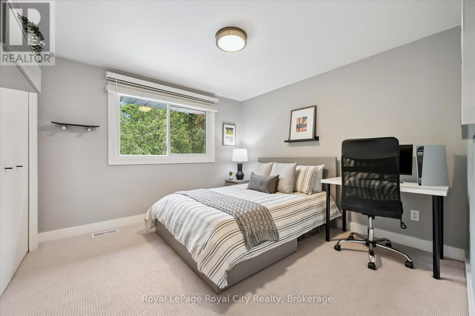 40 WALNUT DRIVE - 22