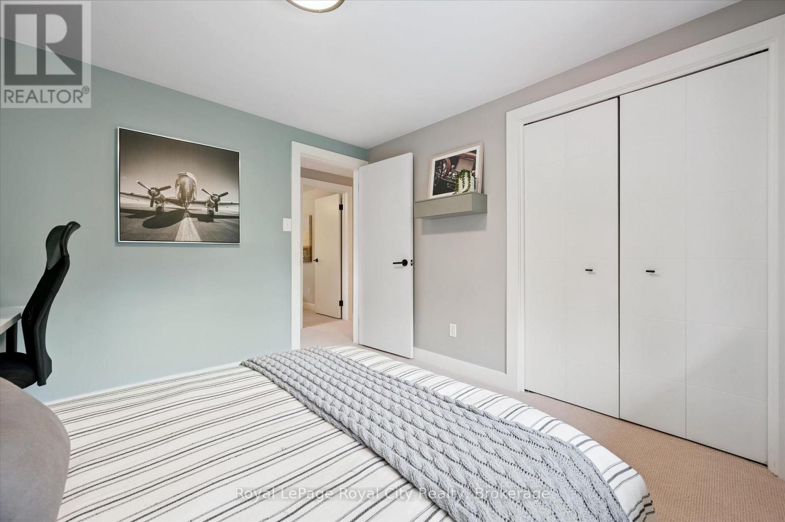 40 WALNUT DRIVE - 23