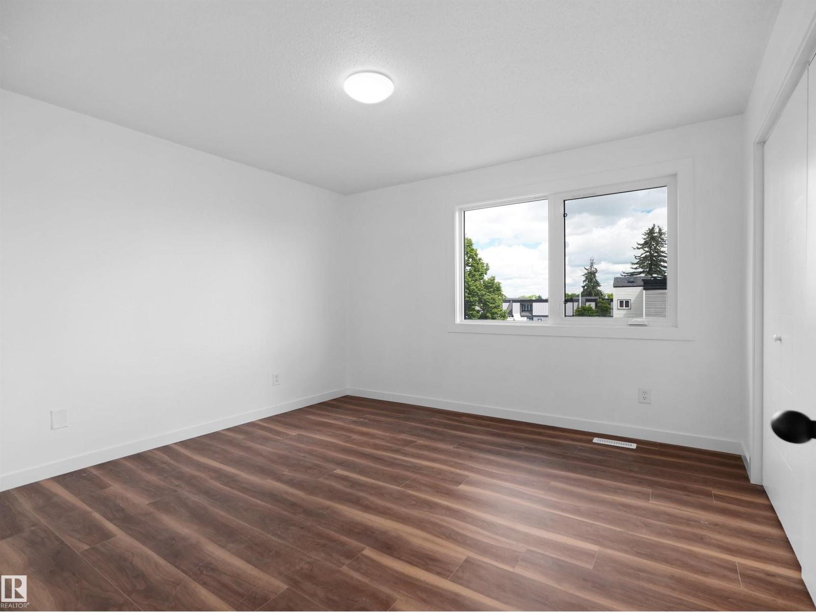 #221 11421 34 ST NW — photo 23