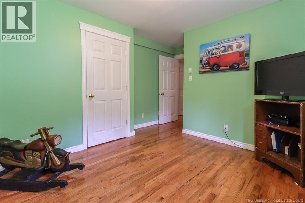 182 Grove Hill Road - 35