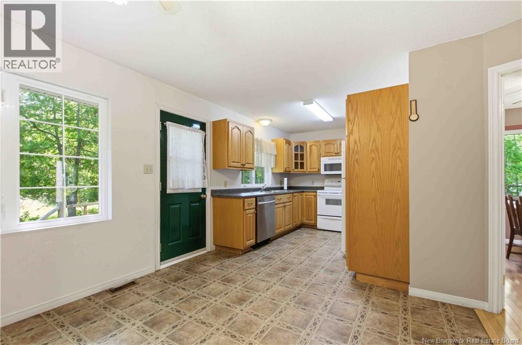 452 Pleasant Drive - Image 15