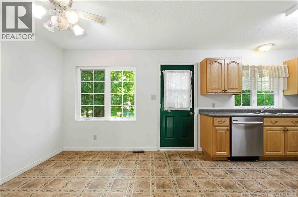 452 Pleasant Drive - Image 19