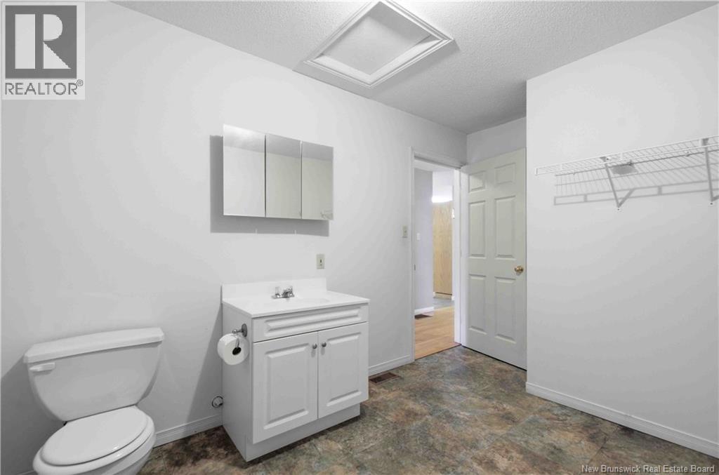 452 Pleasant Drive - Image 21