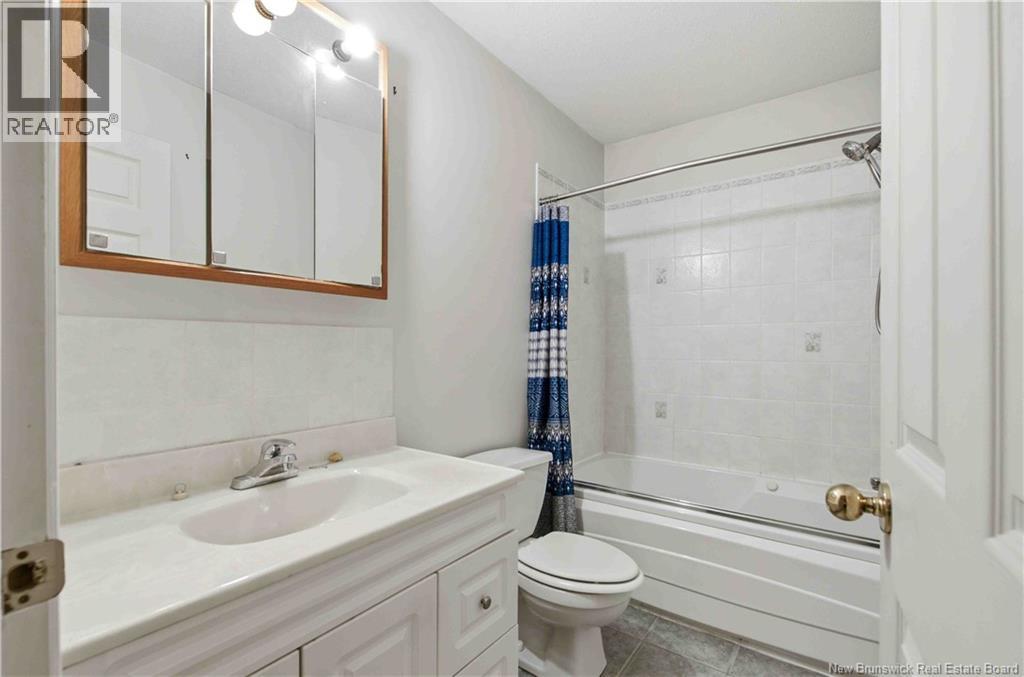452 Pleasant Drive - Image 23