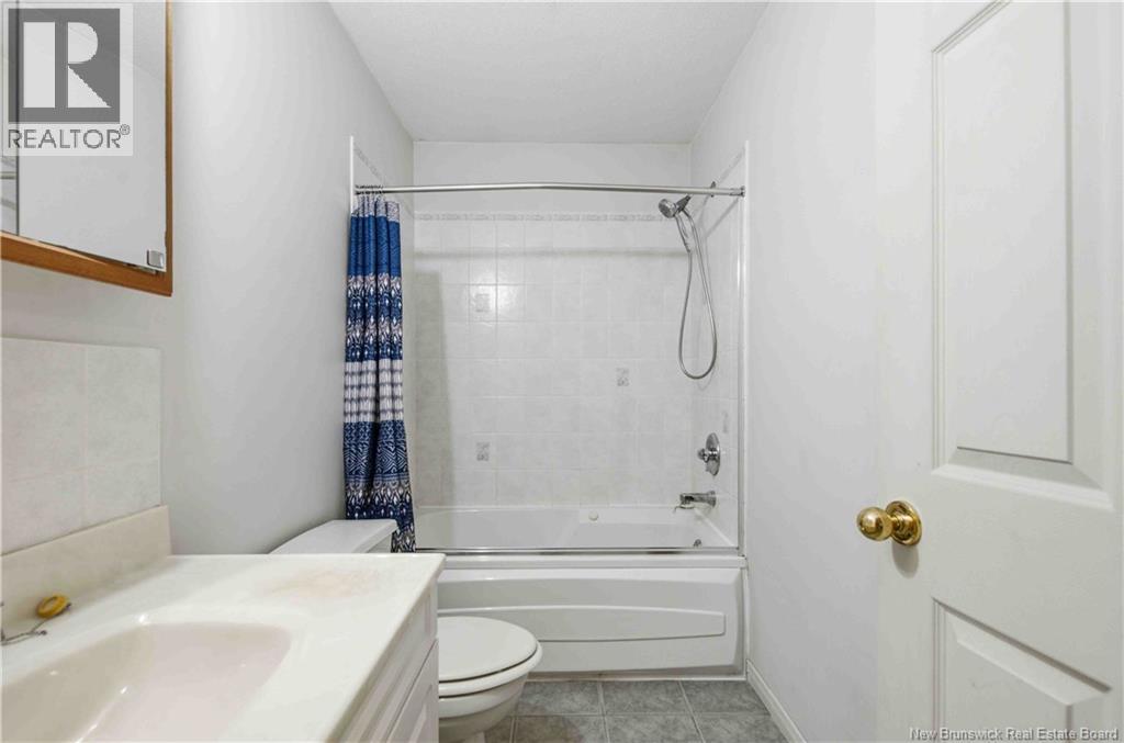 452 Pleasant Drive - Image 24