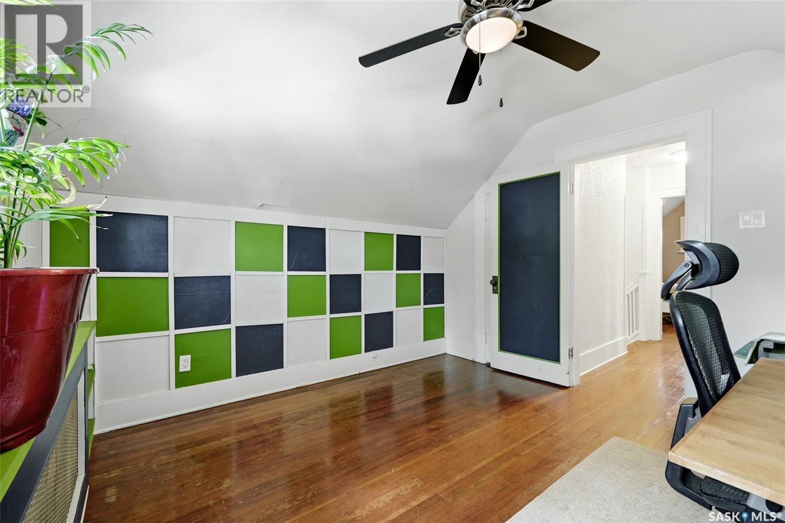 2917 Robinson STREET - 20