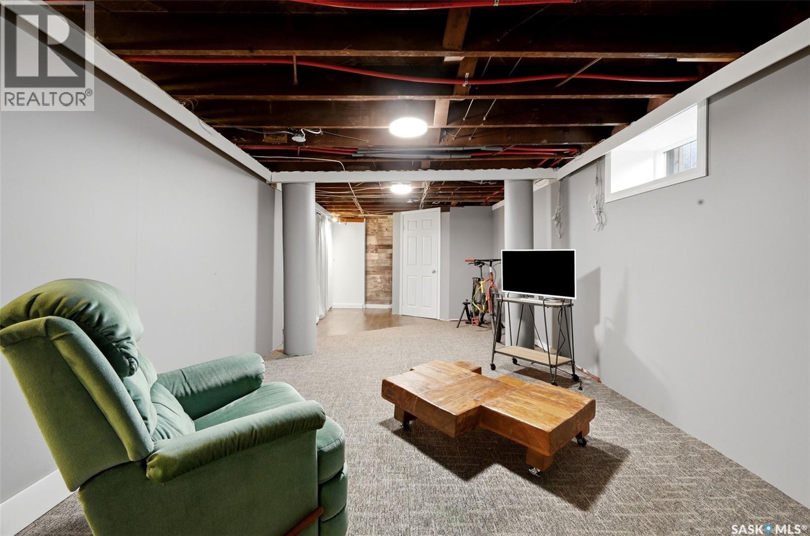 2917 Robinson STREET - 22