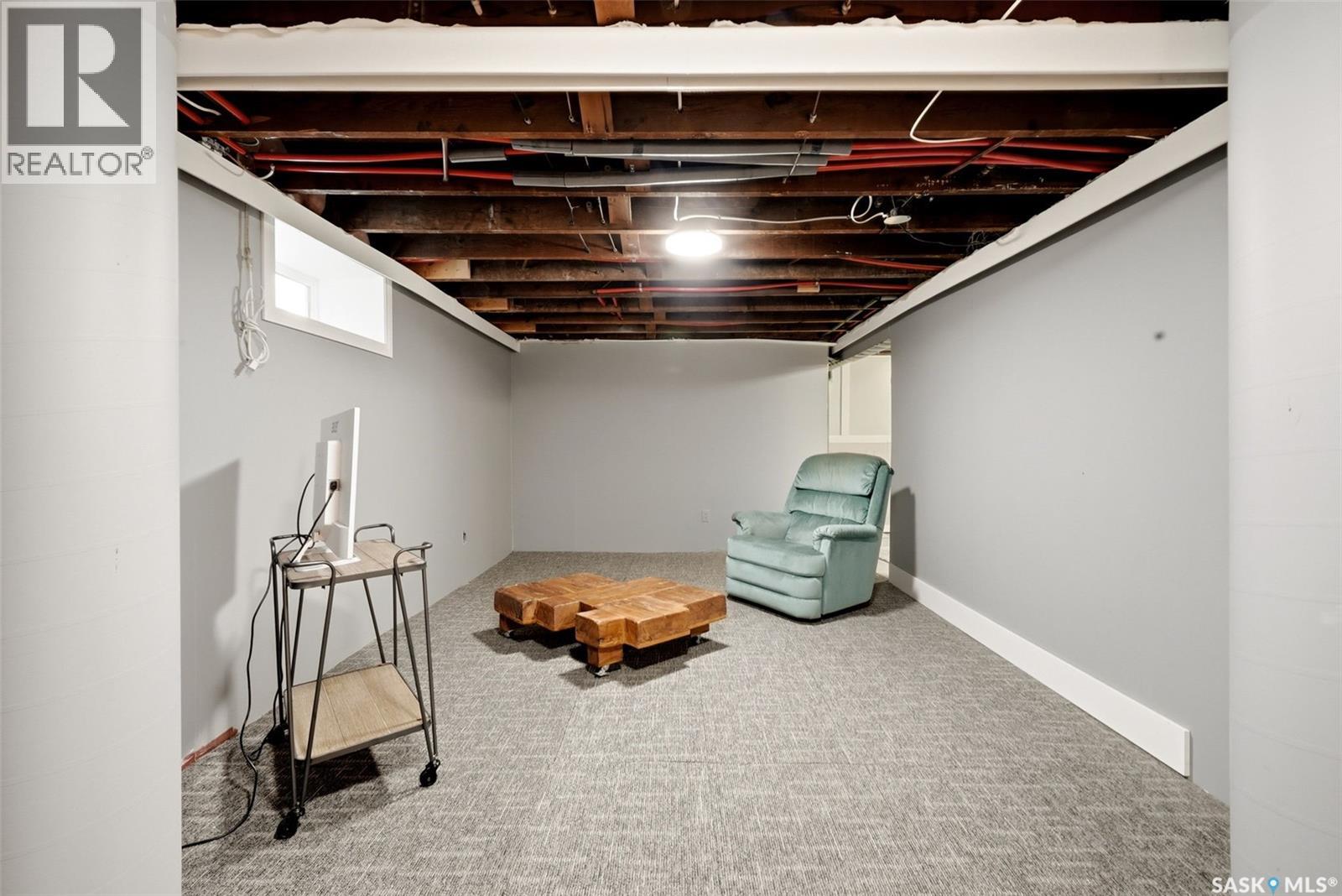 2917 Robinson STREET - 23