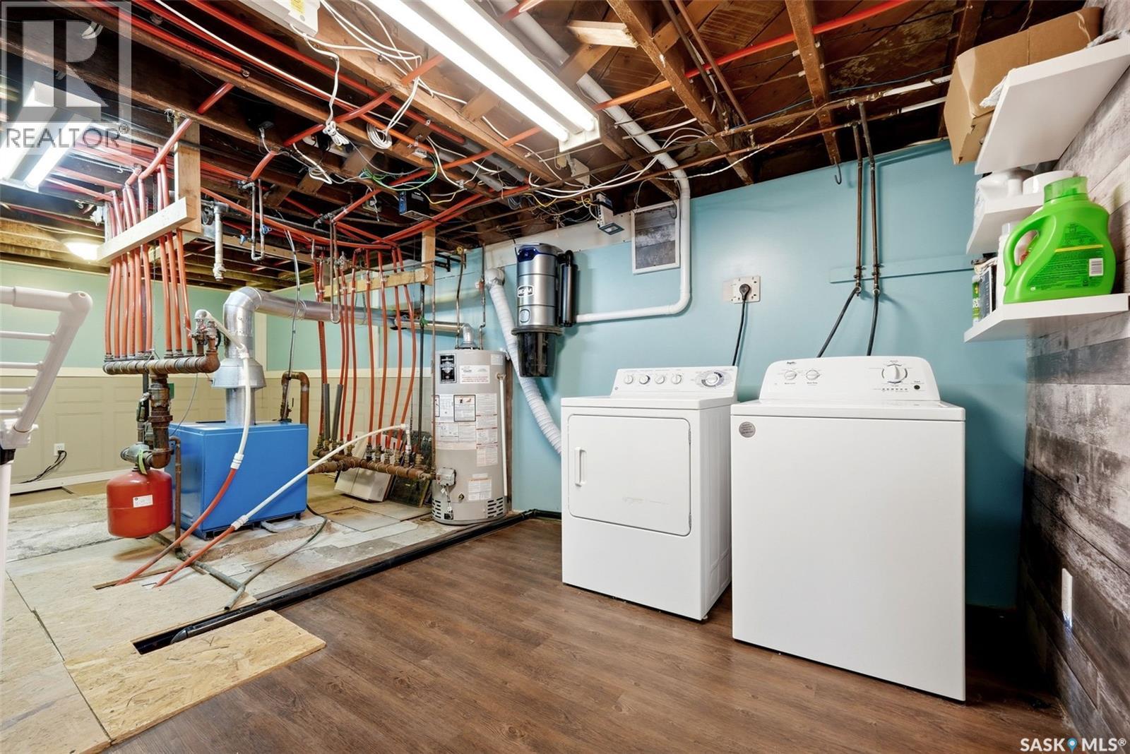 2917 Robinson STREET - 26