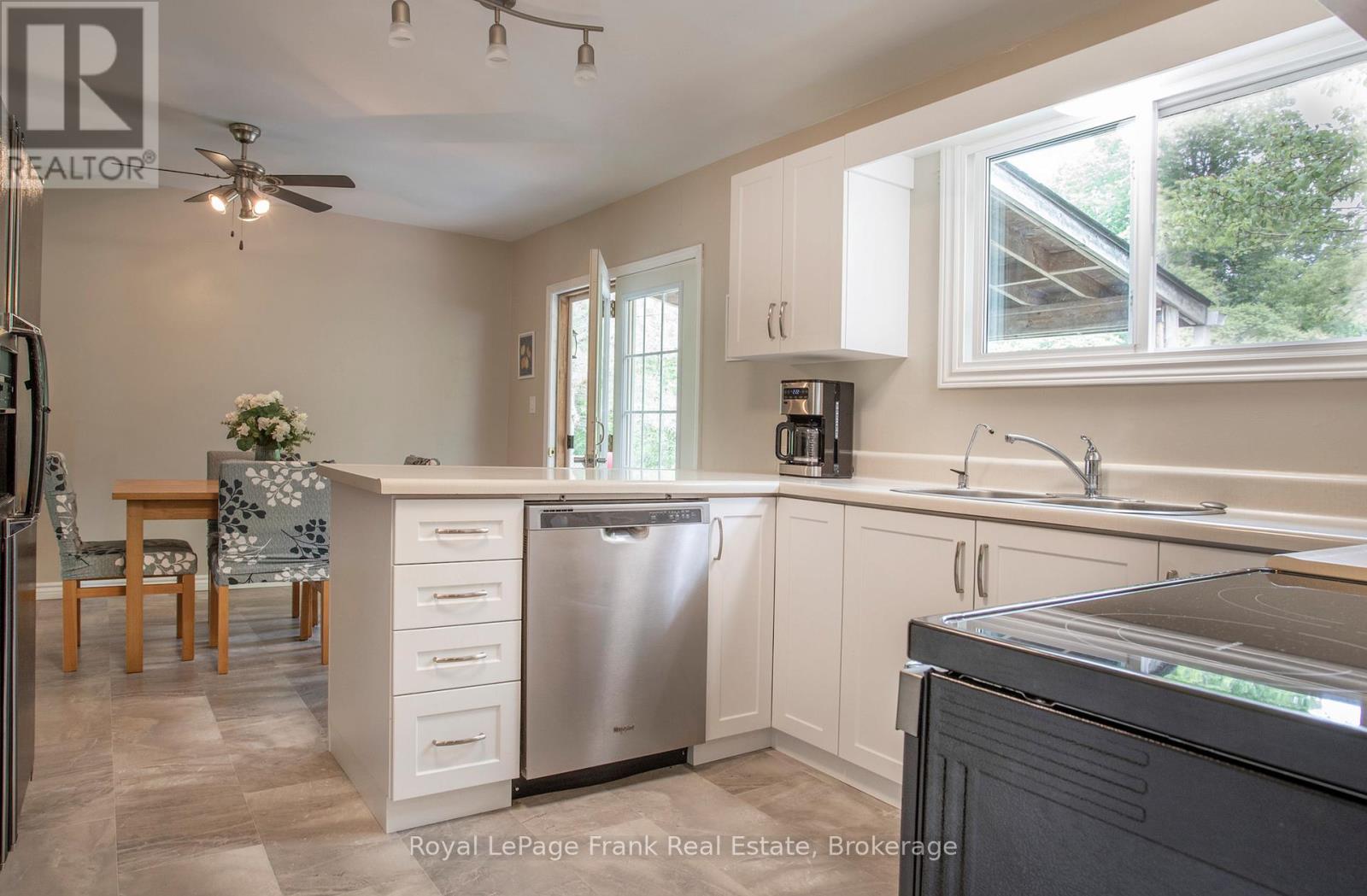 53 WILLIAMS POINT ROAD - 32