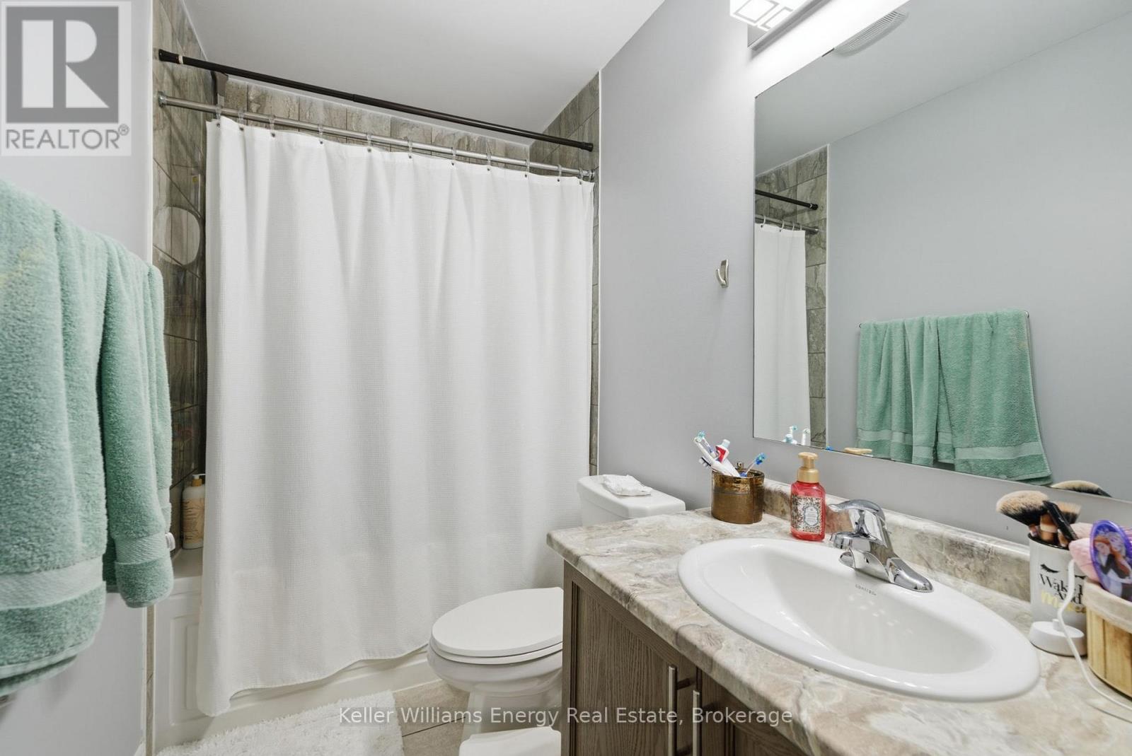 67 TABARET CRESCENT - 13