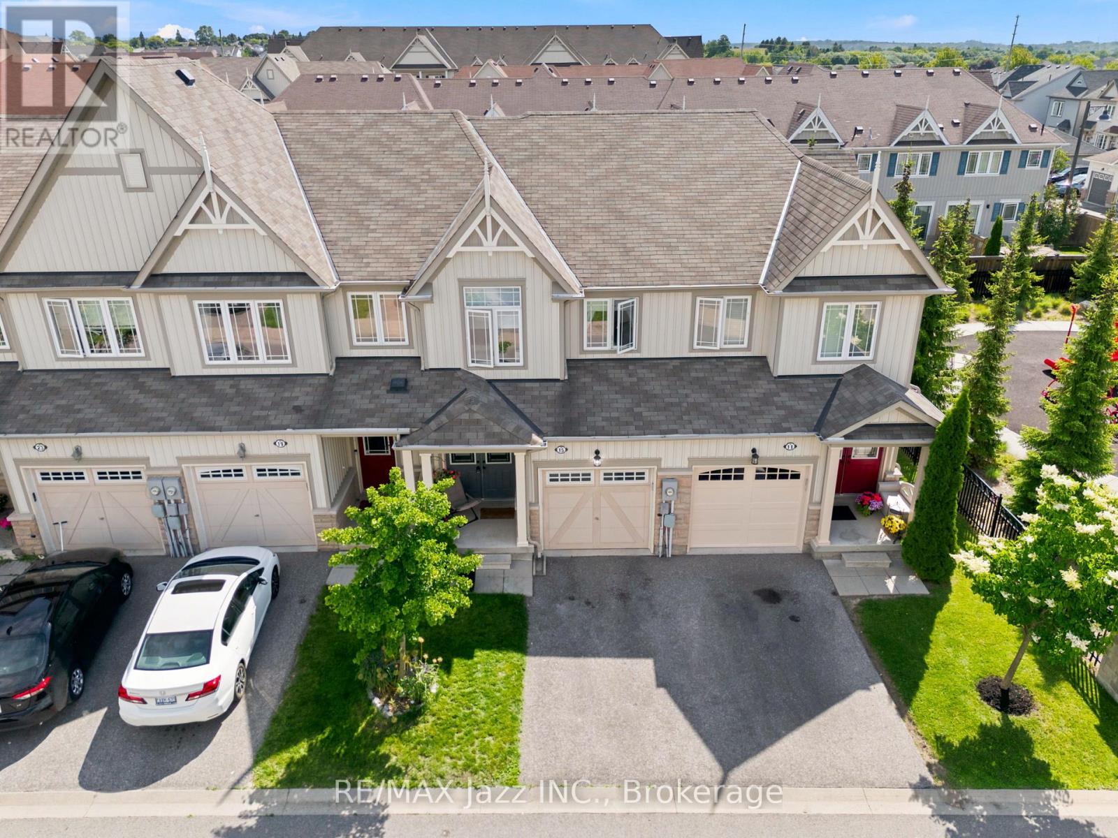 15 FARMSTEAD DRIVE - 2