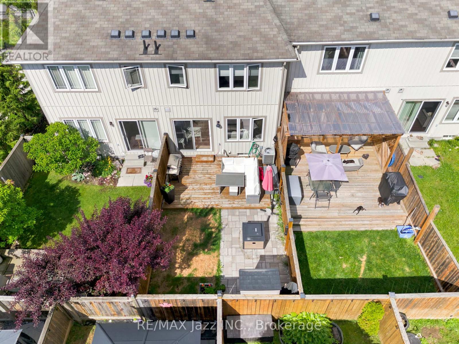 15 FARMSTEAD DRIVE - 34