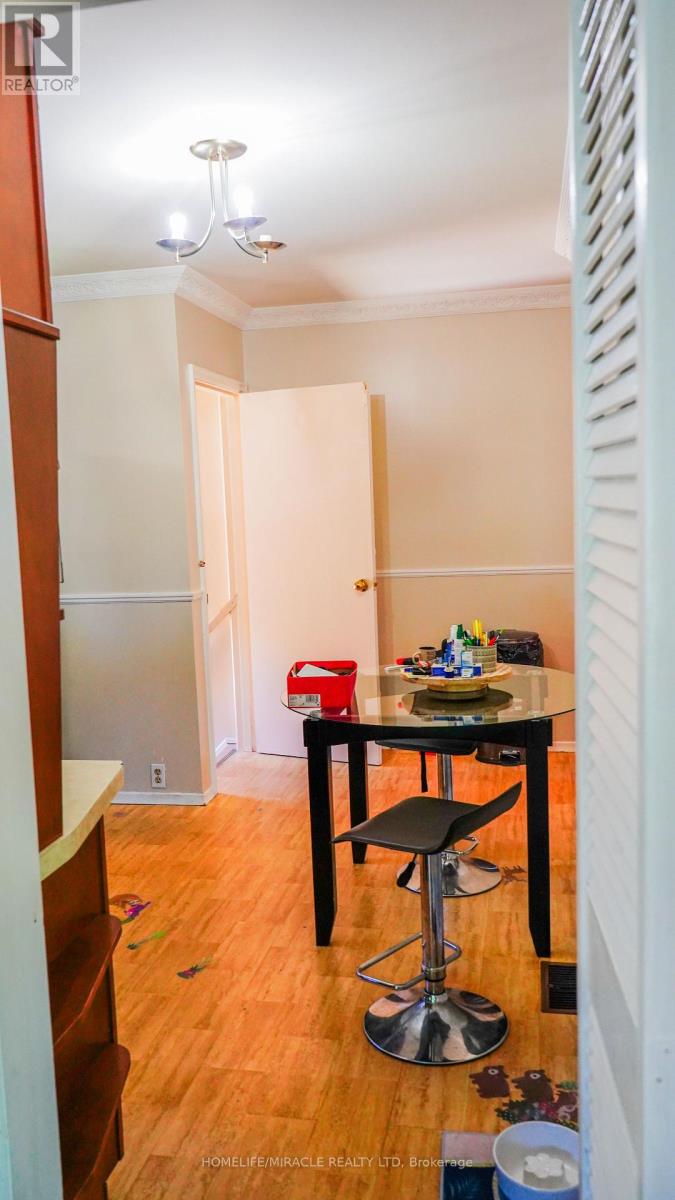 19 AMBERWOOD ROAD - 20