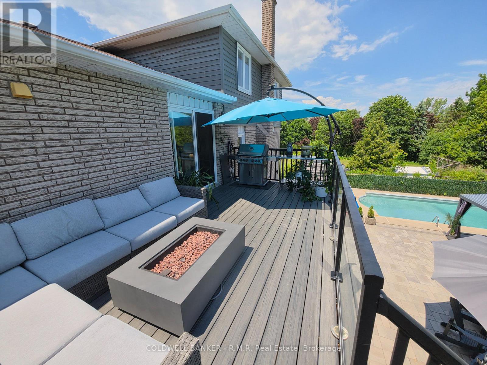 39 KING LANE - 12