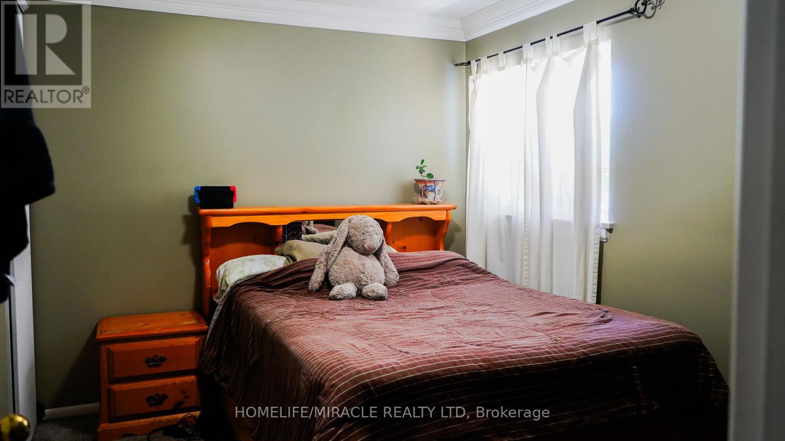 19 AMBERWOOD ROAD - 5
