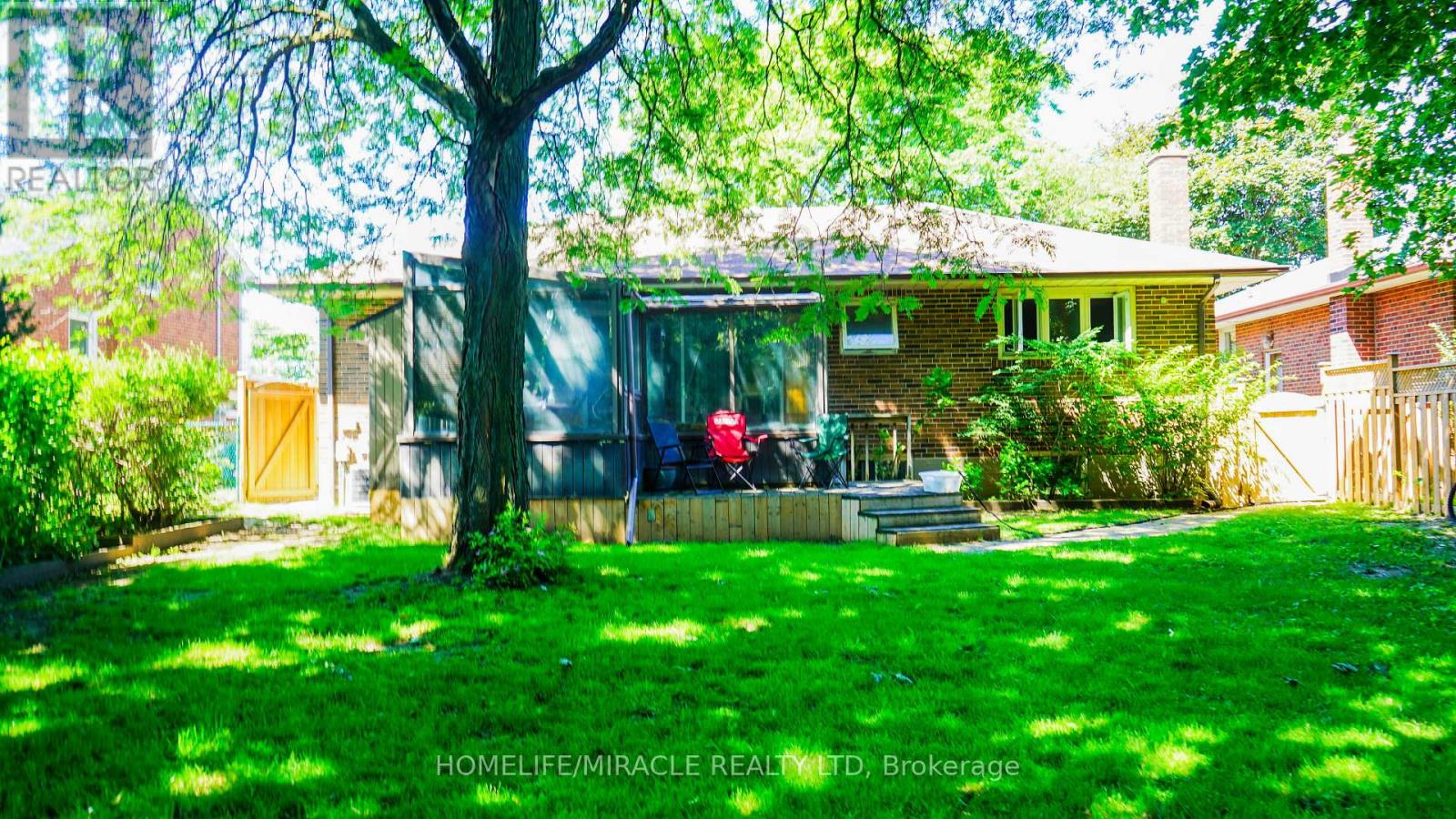 19 AMBERWOOD ROAD - 22