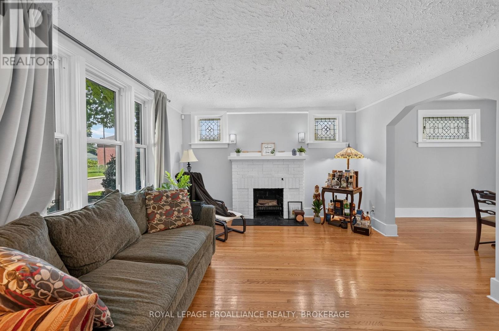 101 NAPIER STREET - 6