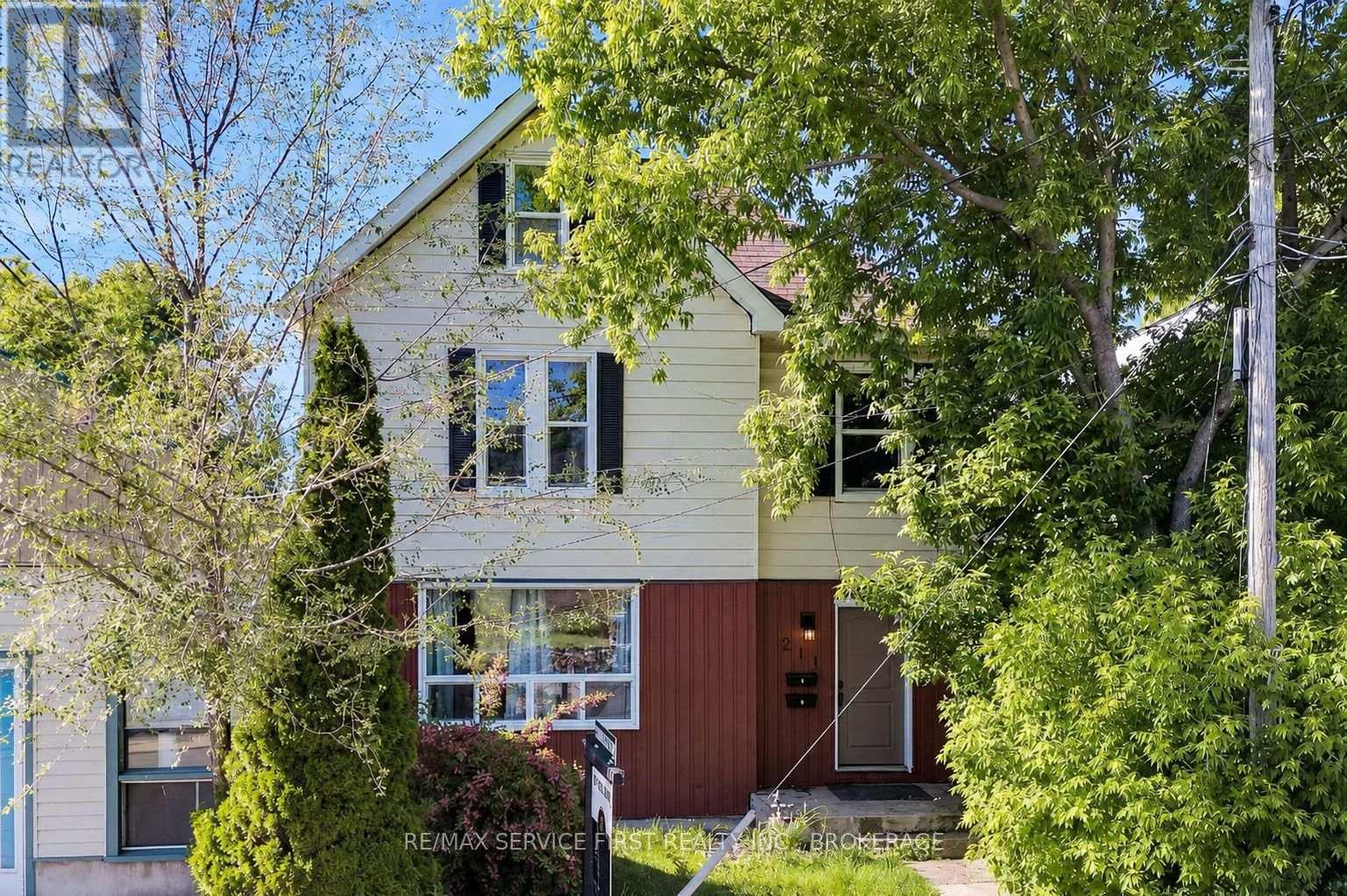 211 RAGLAN ROAD - 1