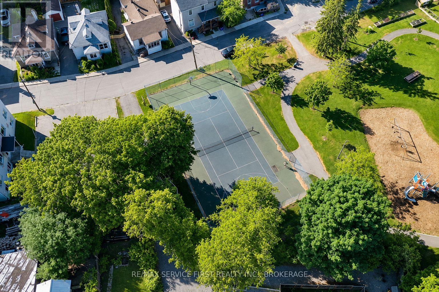 211 RAGLAN ROAD - 29