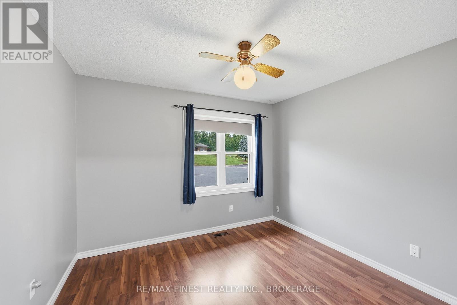 114 JOYCE STREET - 34