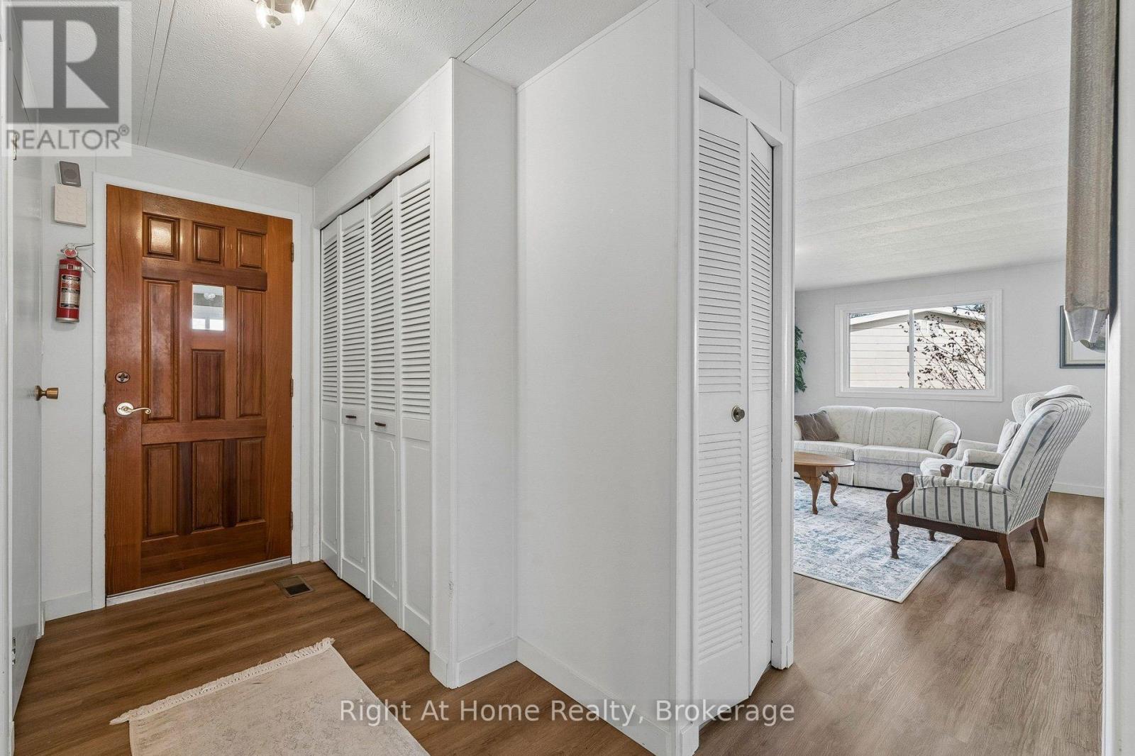 6 EMERY COURT - 6