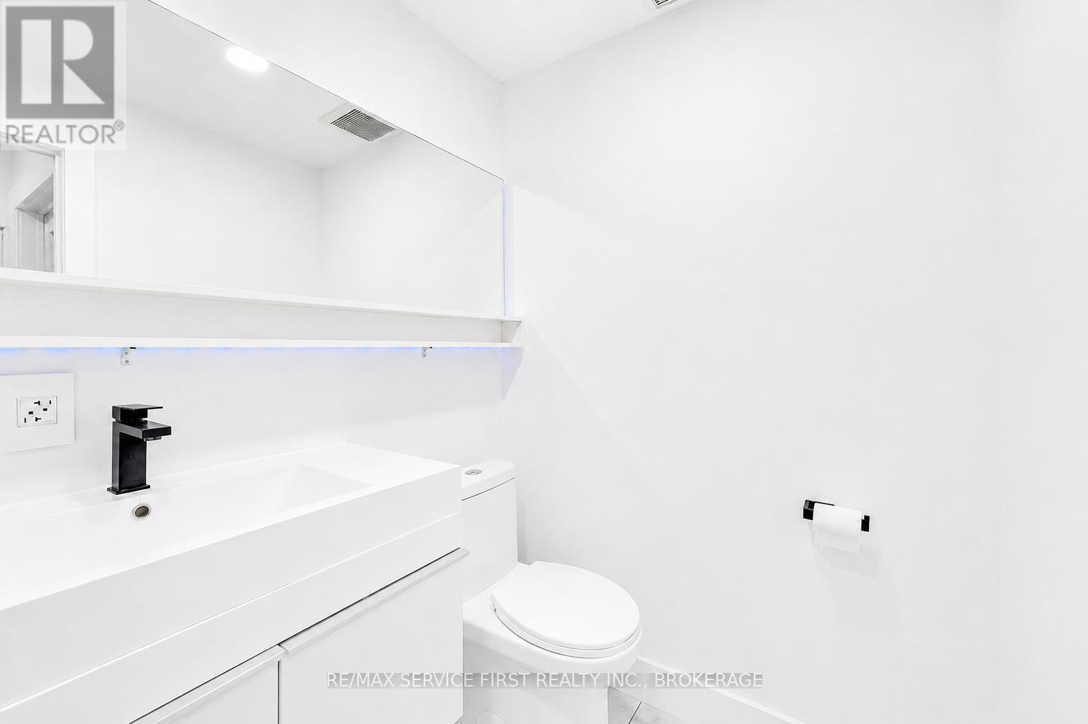 211 RAGLAN ROAD - 10