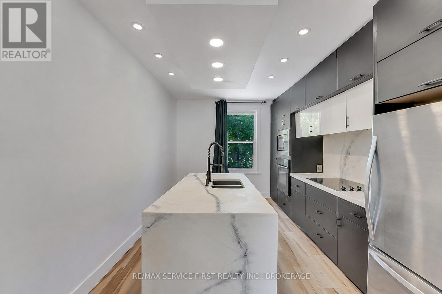 211 RAGLAN ROAD - 5