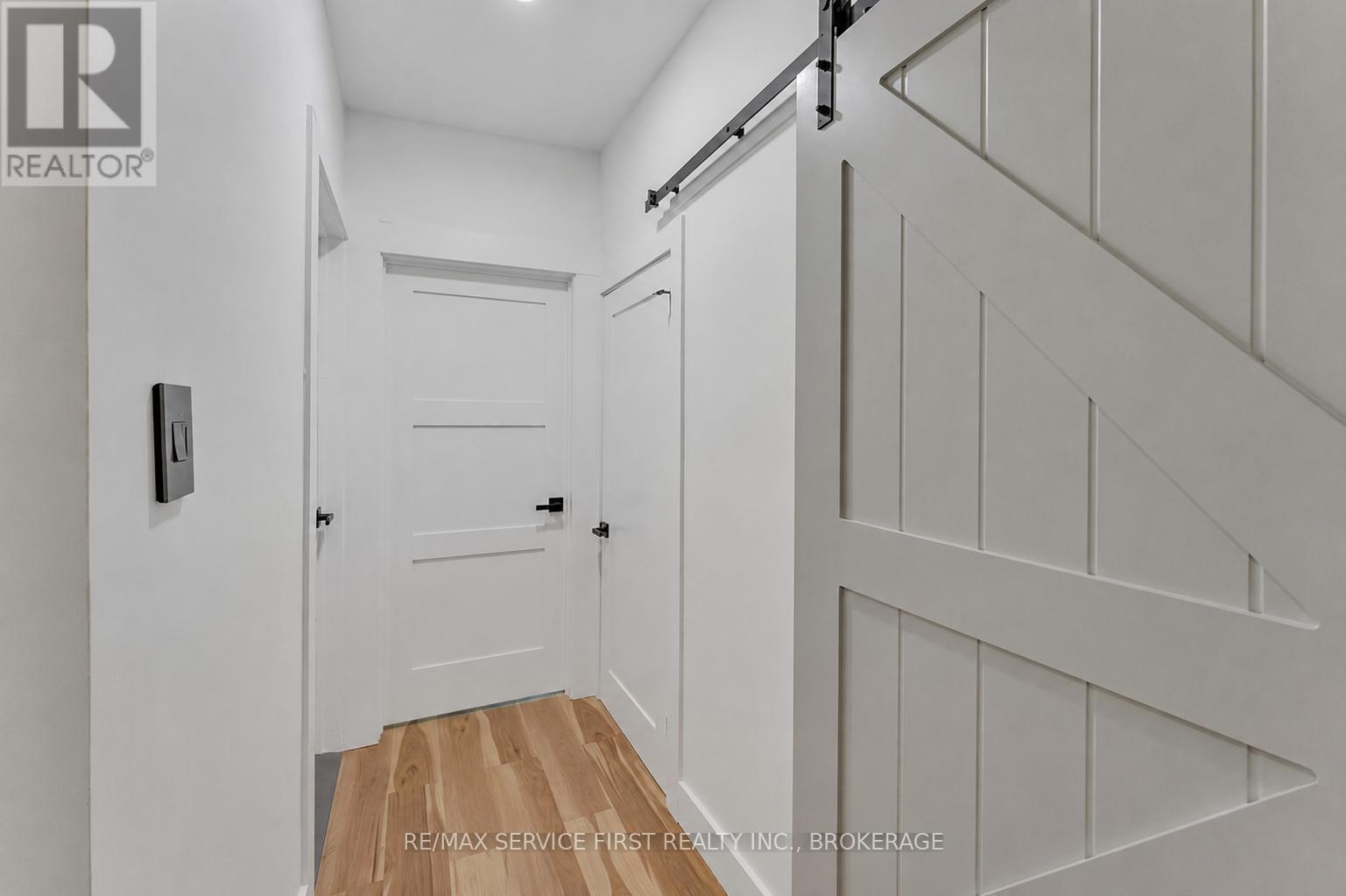 211 RAGLAN ROAD - 7