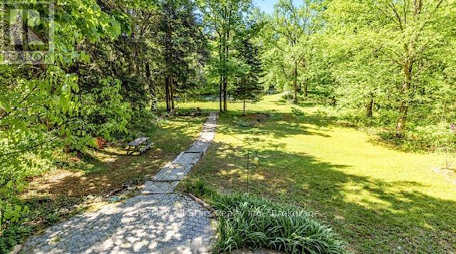286 EDWINA DRIVE - 8