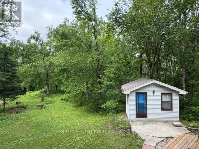 286 EDWINA DRIVE - 9