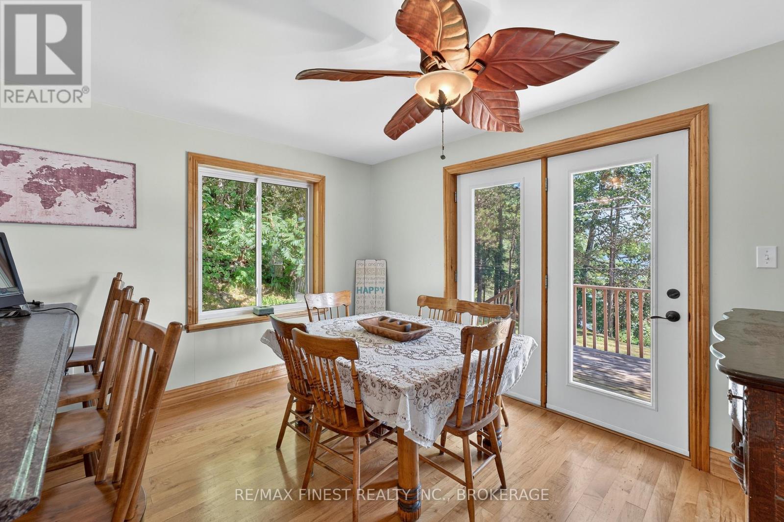 1076 CHESTER LANE - 19