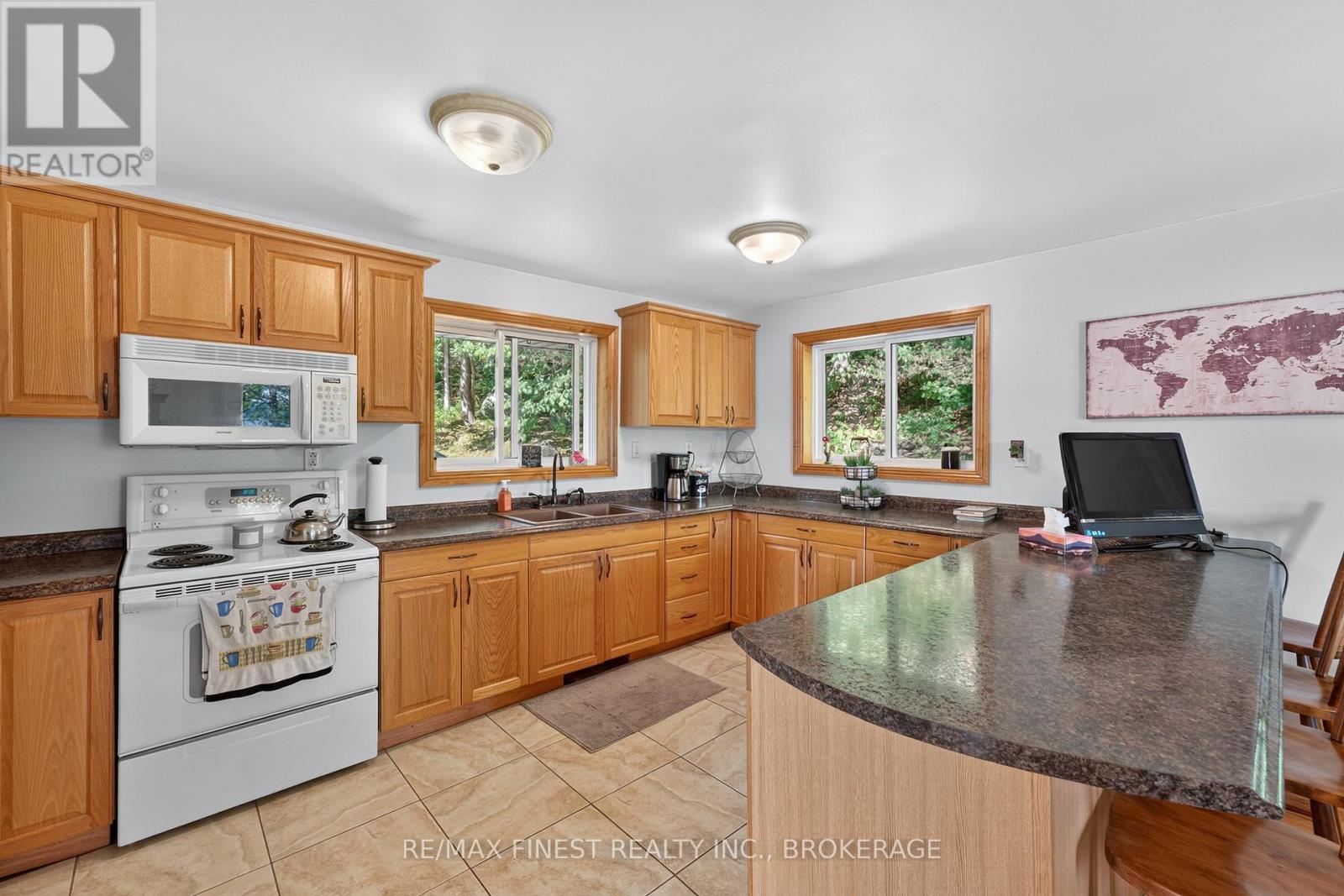 1076 CHESTER LANE - 17