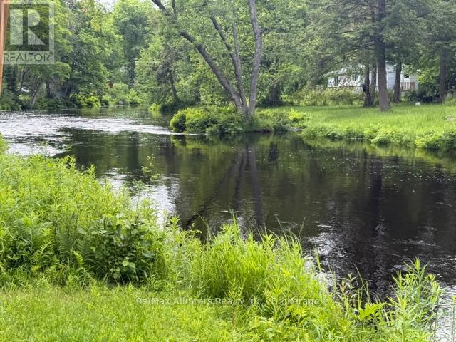 286 EDWINA DRIVE - 6