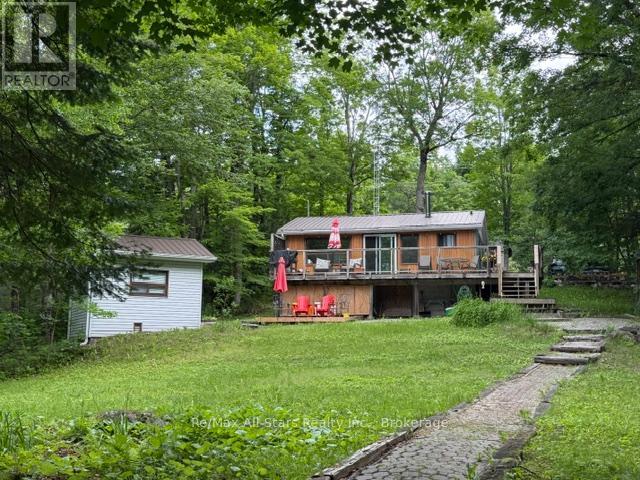 286 EDWINA DRIVE - 18