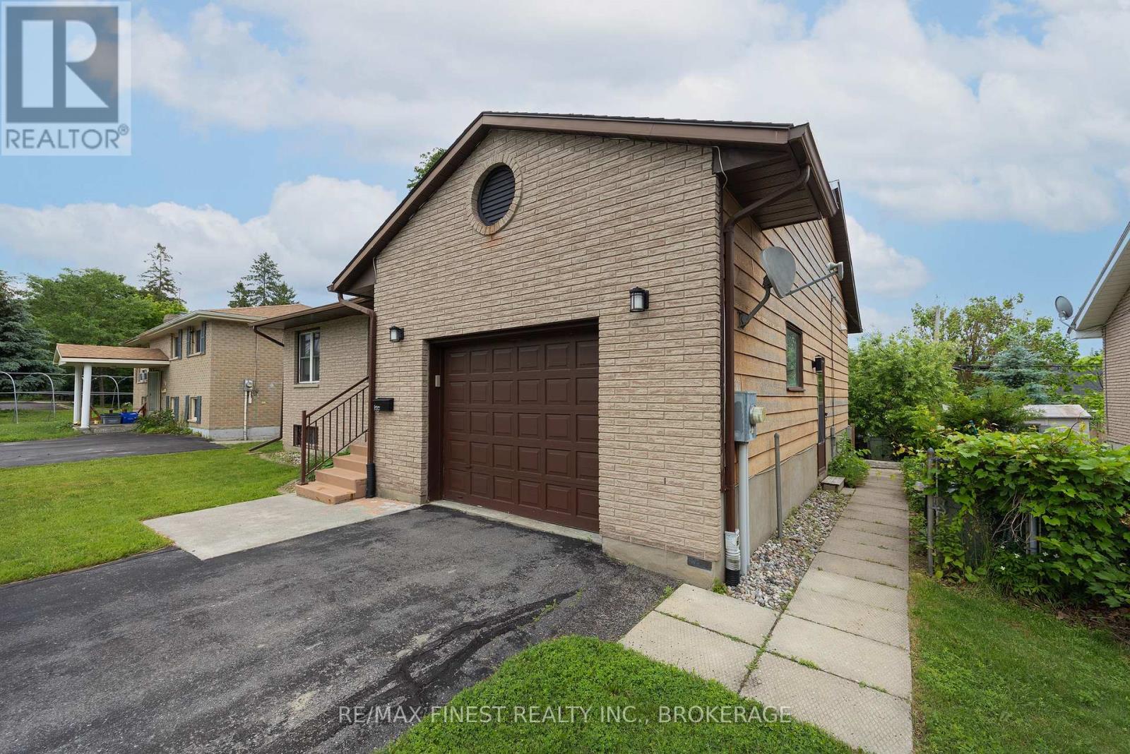 114 JOYCE STREET - 4