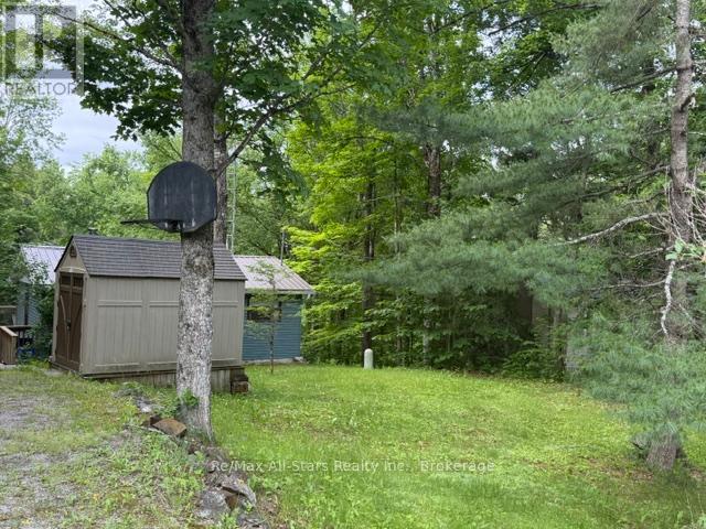 286 EDWINA DRIVE - 20