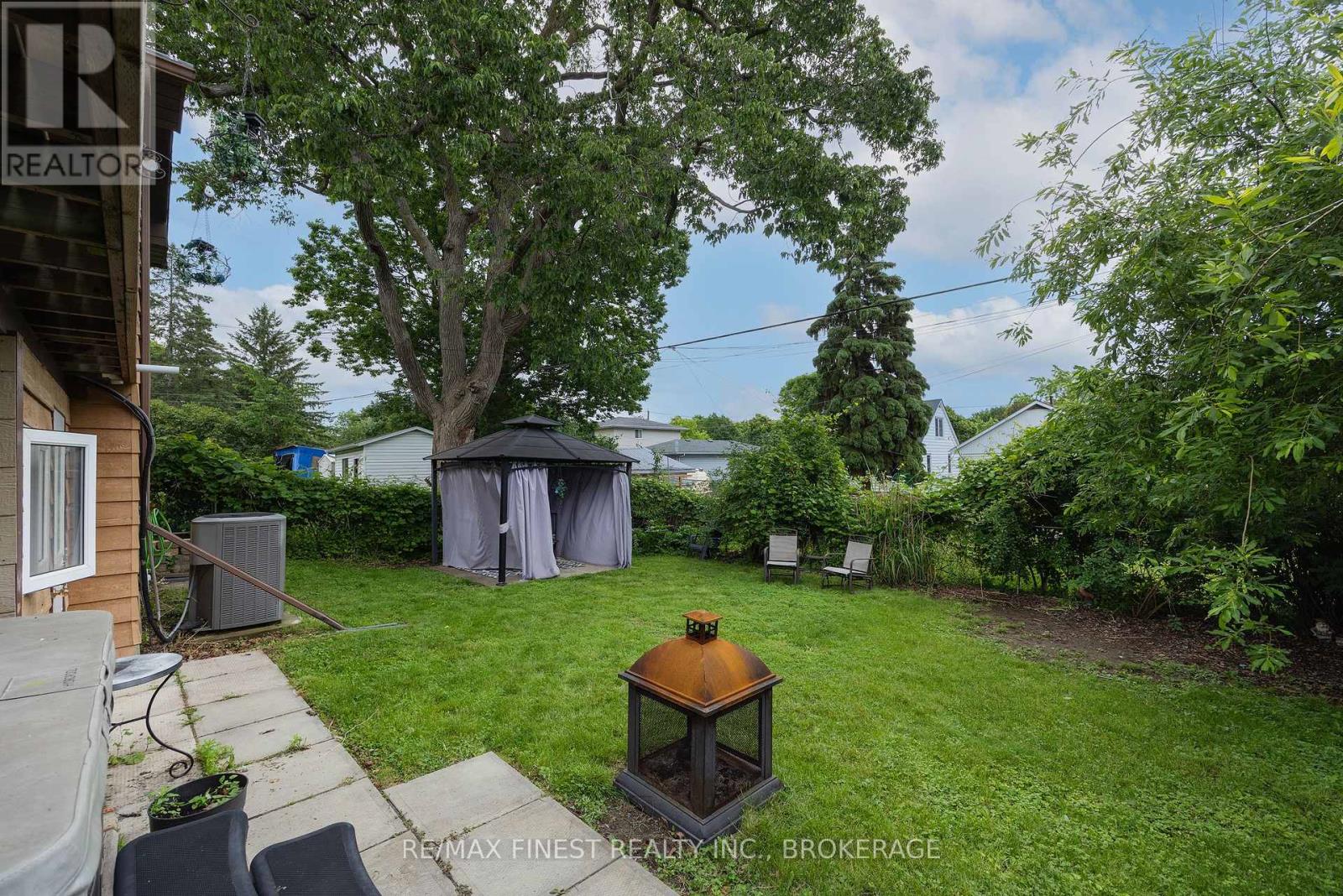 114 JOYCE STREET - 7